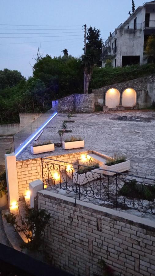 Lithino Apartments - 5Min From The Beach Agios Ioannis Peristeron  Exterior photo