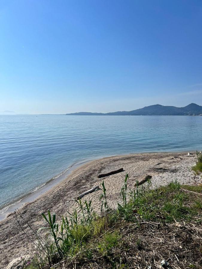 Lithino Apartments - 5Min From The Beach Agios Ioannis Peristeron  Exterior photo