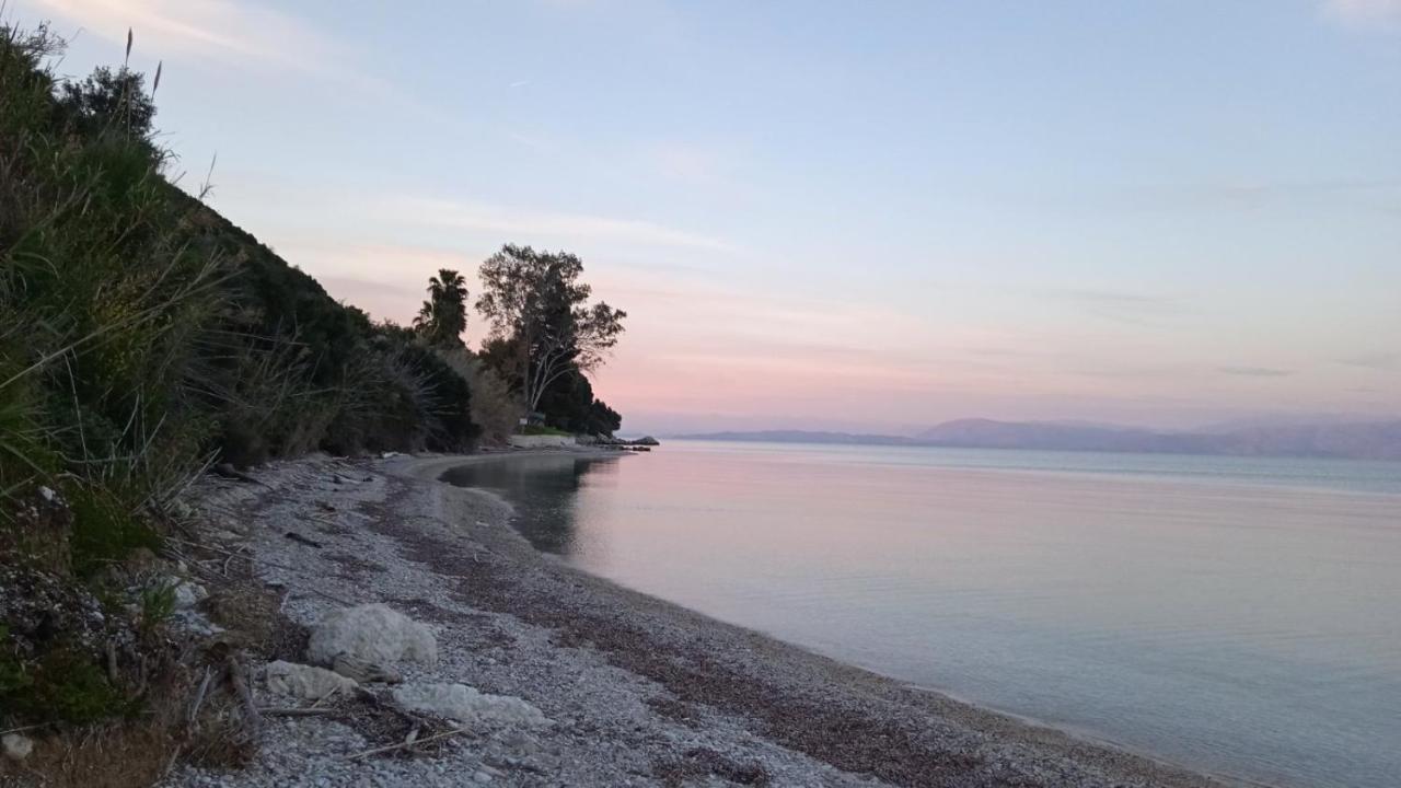 Lithino Apartments - 5Min From The Beach Agios Ioannis Peristeron  Exterior photo